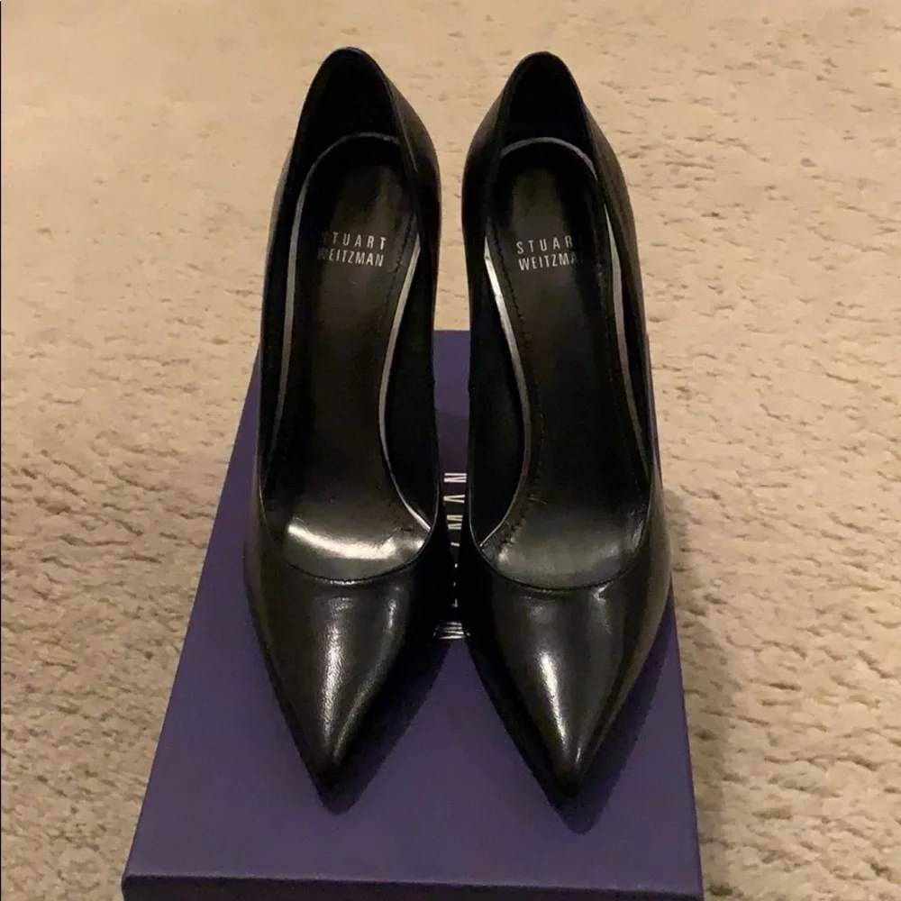 Stuart Weitzman Black Heels Size 8 - Picture 1 of 6